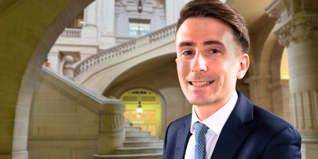 Maël Camerlynck élu de l'opposition à Roubaix Maël Camerlynck élu conseiller municipal de l'opposition à Roubaix